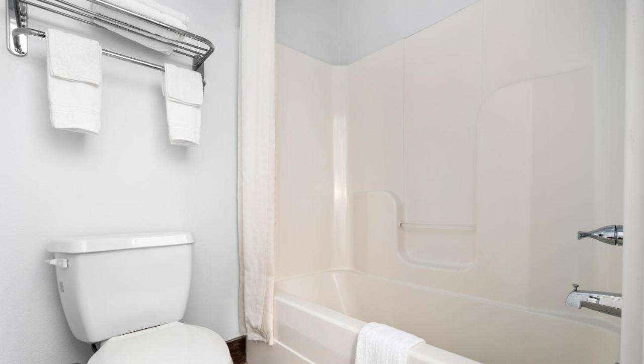 Belmont Inn And Suites Tatum Экстерьер фото