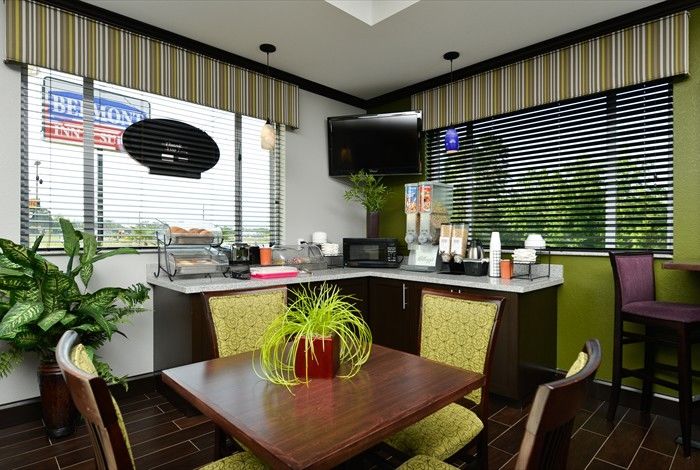 Belmont Inn And Suites Tatum Удобства фото